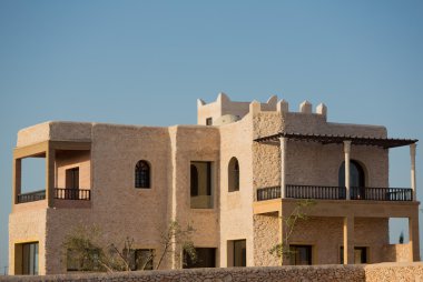 gün batımında essaouira içinde modern villa
