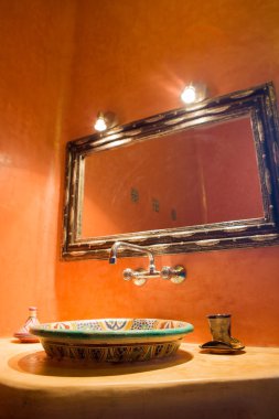 Klasik Fas banyo