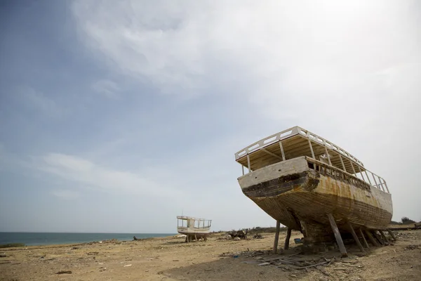 Antiguo naufragio de pie en la playa, Venezuela — Foto de Stock