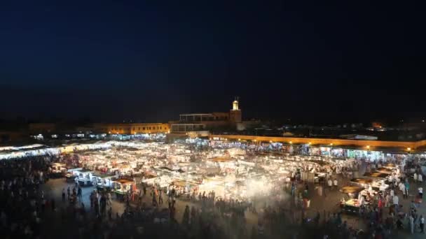 Jemaa el fnaa, placu i rynku miejsce w Marrakeszu — Wideo stockowe