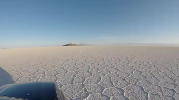 Panorama of the Salar of Uyuni with blue sky, Bolivia — Stock Video