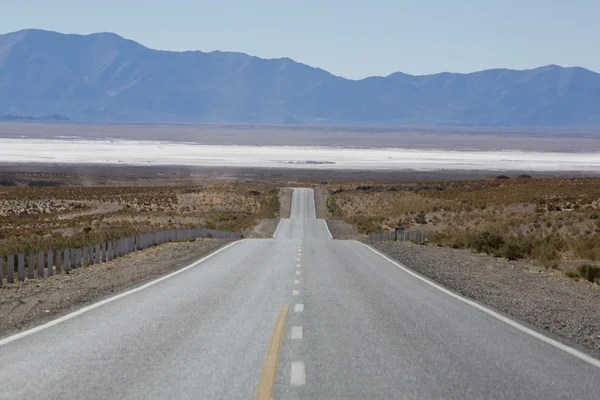 Rota Nacional 40 no norte da Argentina — Fotografia de Stock