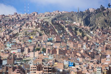 La Paz Bolivya birçok konut ve Memur havadan görünümü