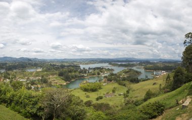 Göller ve Adaları'nda Guatape: Antioquia, Colombia
