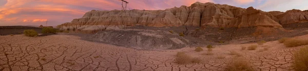 牛仔竞技表演和地质岩层，阿根廷的彩色的夕阳 — 图库照片