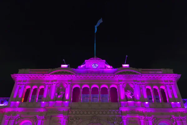 La casa rosada bei Nacht in buenos aires. Argentinien — Stockfoto