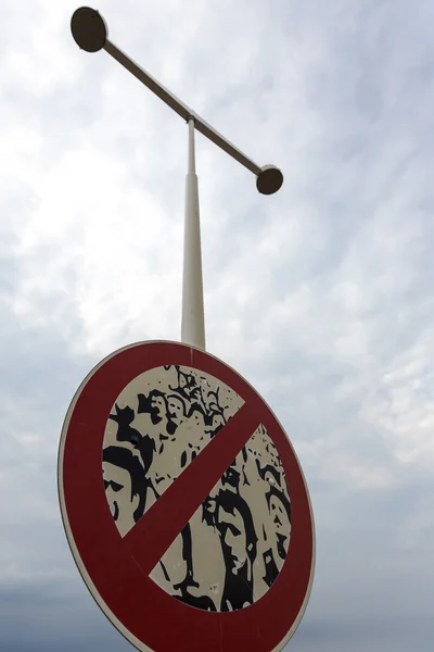 Sign depicting the political situation during the dictatorship i — Zdjęcie stockowe