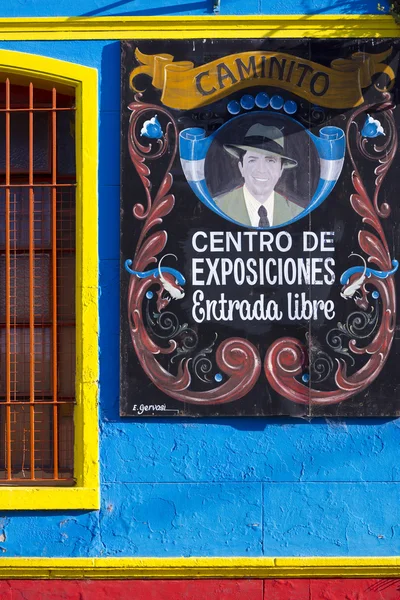 Cartel de tango en la famosa calle Caminito en La Boca, Buenos Aires —  Fotos de Stock