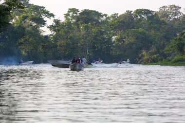 Maracaibo Nehri, Venezuela seyir hızlı tekneler