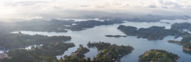 Göller ve Adaları'nda Guatape: Antioquia, Colombia