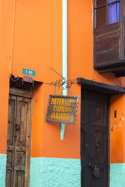 Puesta de sol y arquitectura colonial en Bogotá — Foto de Stock