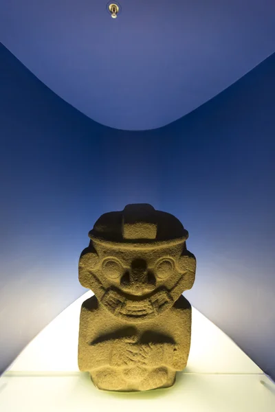 Estatua pre-colombiana de Bogotá en Musuem —  Fotos de Stock