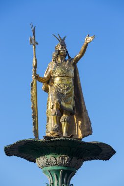 Fountain'dan Plaza de Armas, Cusco Inca Kral Pachacutec