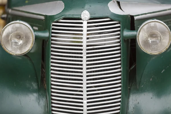 Vintage car details in historic Colonia, Uruguay — ストック写真