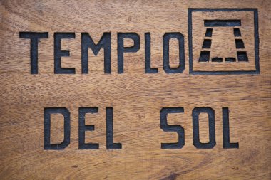 Ahşap rustik işareti tapınakta güneşin Pisac Inca kalıntıları, P ile