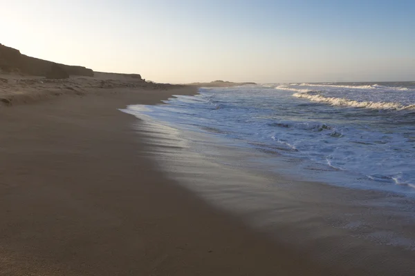 Wild strand en fantastische kustlijn in La Guajira, Colombia — Stockfoto