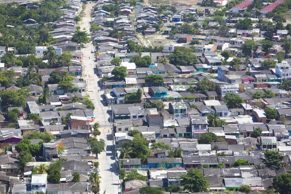 Бедный район трущоб в Картахене, Колумбия — стоковое фото