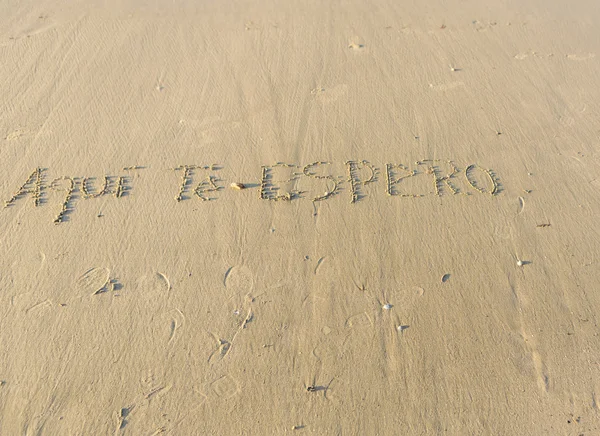 Here I will wait for you sign on the sand of La Guajira, Colombi — Stock Photo, Image