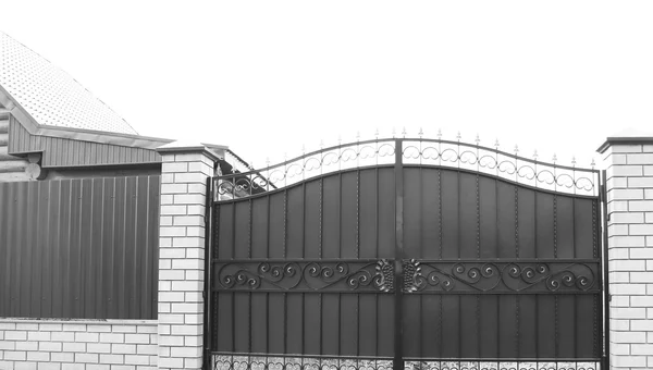 Puerta cerrada de la casa, privacidad y propiedad privada — Foto de Stock