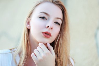 Güzel kadın portresi