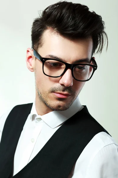 眼鏡をかけた若い男 — ストック写真