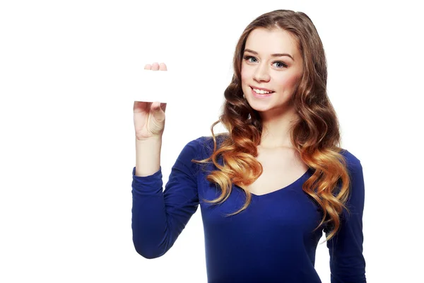 Young woman showing blank card — Stock Photo, Image