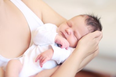 Annem ve onun yeni doğan bebek