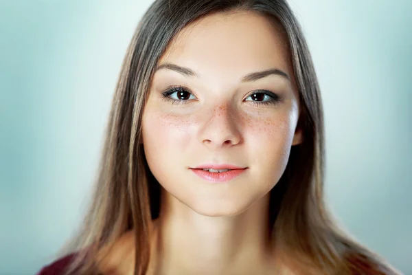 Bela jovem menina — Fotografia de Stock