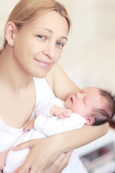 Mother and her Newborn Baby — Stock Photo, Image