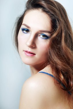 akşam Makyajlı kadın