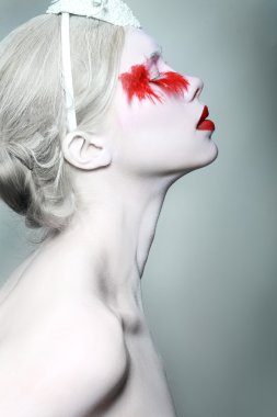 kadının suratını yaratıcı moda sanat ile