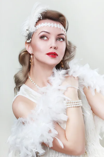 Woman in retro flapper style — Stock Photo, Image