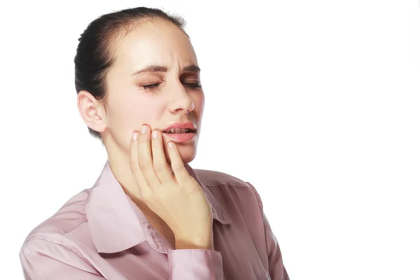 Mujer joven con dolor de muelas — Foto de Stock