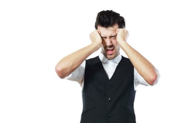 adam bir baş ağrısı var