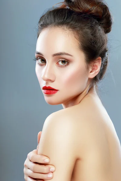 Woman smooth skin with perfect make up — Stock Photo, Image