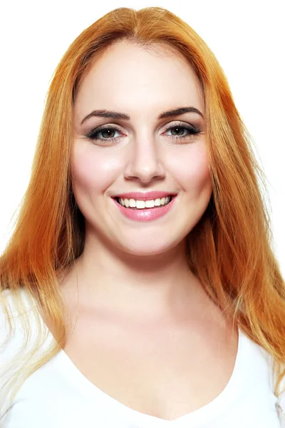 Mulher ruiva jovem bonita — Fotografia de Stock