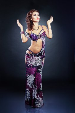 Güzel dansçı.