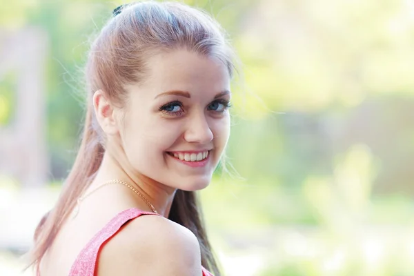 Hermosa cara de mujer — Foto de Stock