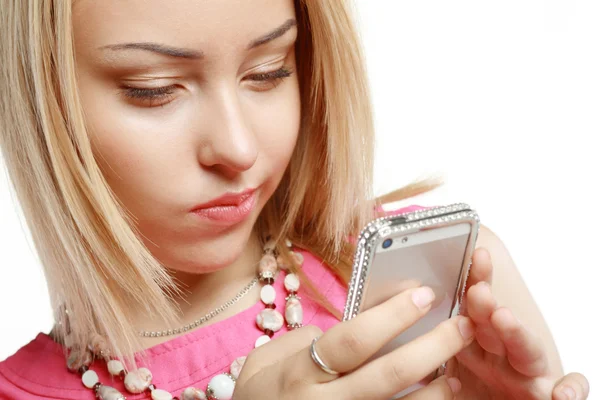 Blonde using mobile — Stock Photo, Image