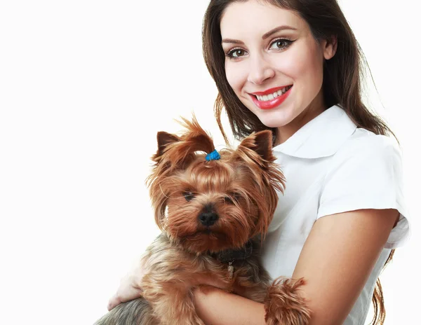 Woman veterinarian holding a puppy — Stock Photo, Image