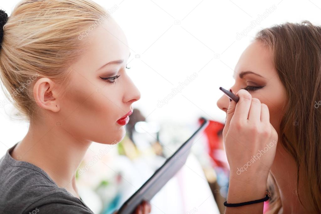 Make-up artist