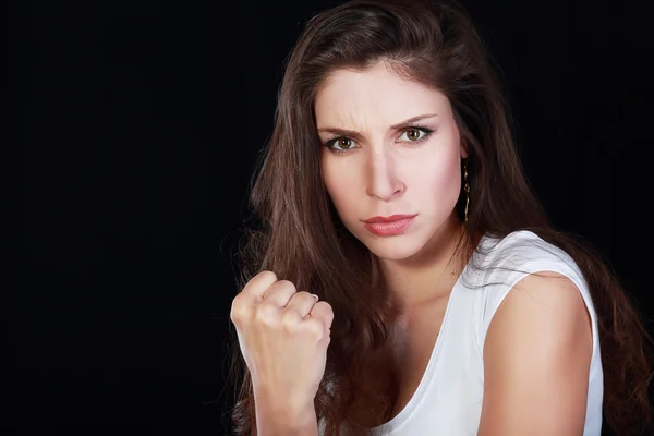 Boos jonge vrouw bedreigend — Stockfoto