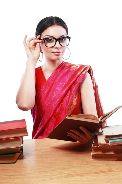Indian woman studing — Stock Photo, Image