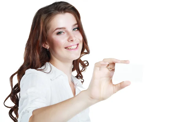 Empresária segurando cartão em branco — Fotografia de Stock