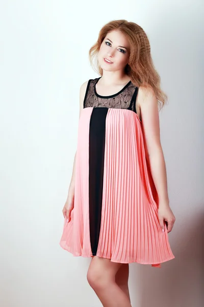 Girl wearing  summer dress — Stock Photo, Image