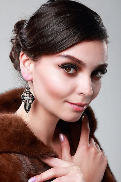 Lady in a fur coat — Stock Photo, Image