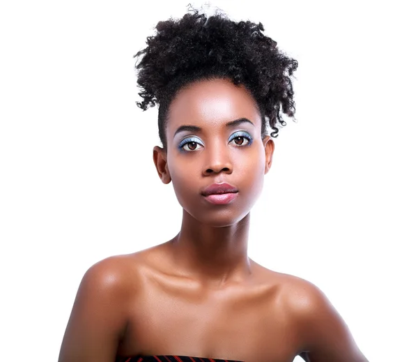 Schwarze Frau posiert — Stockfoto