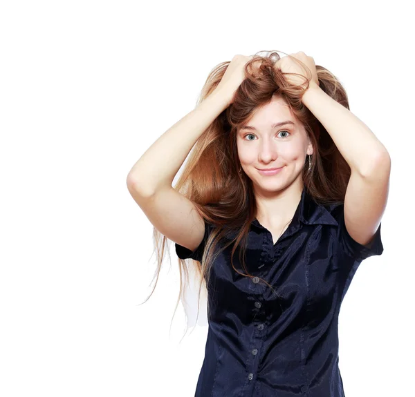 Adolescente chica con el pelo largo — Foto de Stock