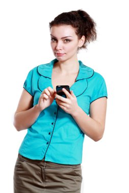 Akıllı telefon kullanan kadın