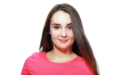 Gülümseyen genç kadın